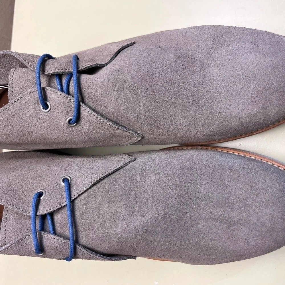 EUROPEAN FASHION: Scandinavian bruuns bazzar Gray and Blue Suede Chukka Boots